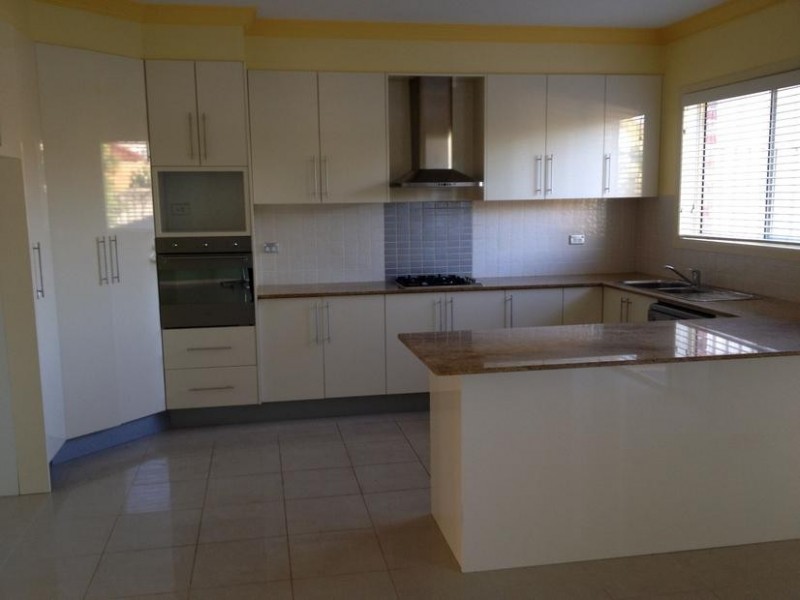 19 Damien Dr, Parklea NSW 2768