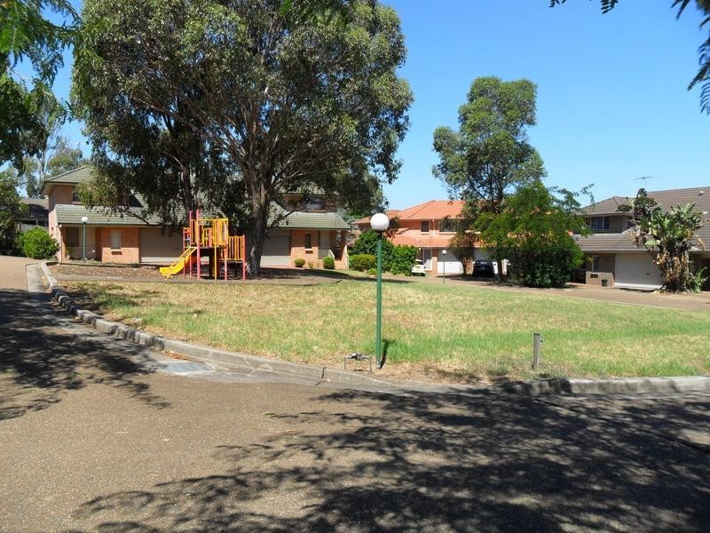 15/6-14 Highfield Rd, Quakers Hill NSW 2763