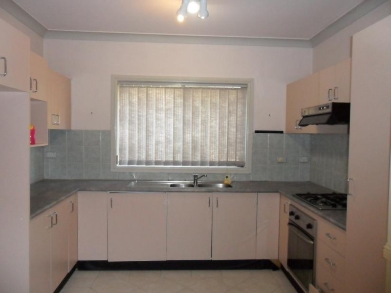 3/46 Stanbury Pl, Quakers Hill NSW 2763