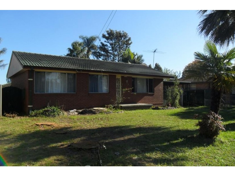 71 Railway Rd, Quakers Hill NSW 2763