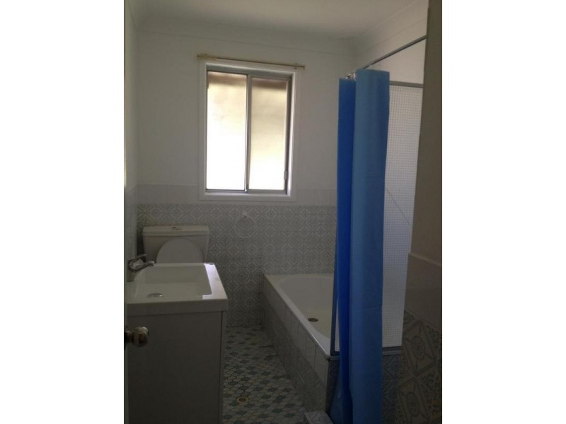 71 Railway Rd, Quakers Hill NSW 2763