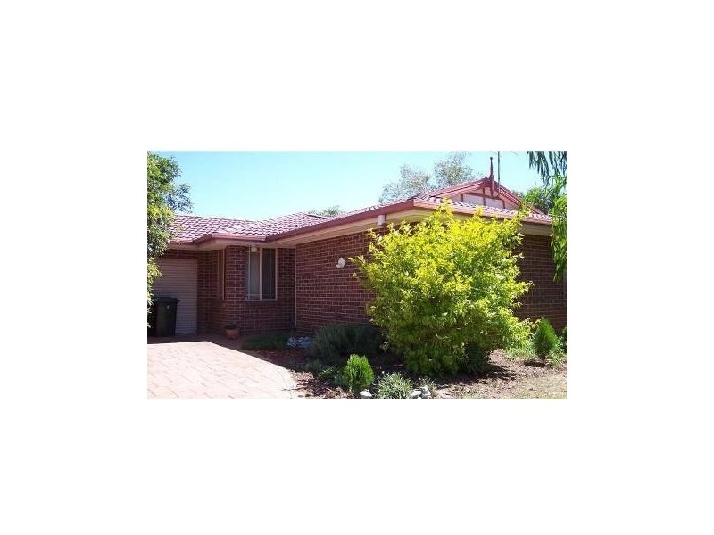 7 Mintoff Pl, Dean Park NSW 2761