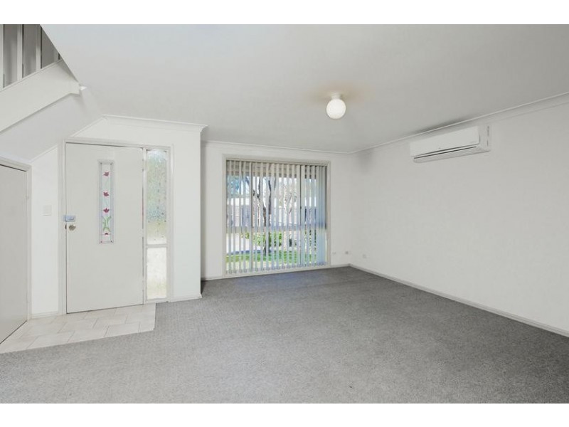 7/45 Farnham Rd, Quakers Hill NSW 2763