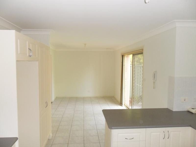 9/16 Hillcrest Rd, Quakers Hill NSW 2763