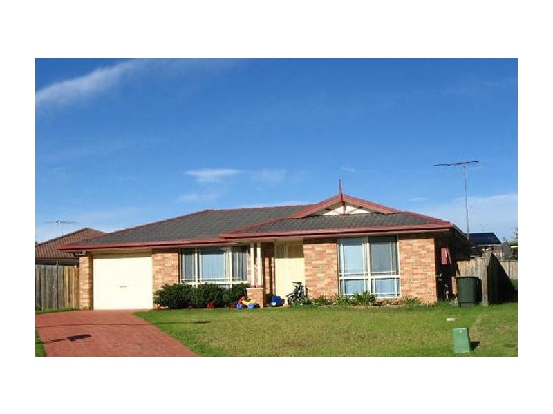 6 Benbow Close, Stanhope Gardens NSW 2768