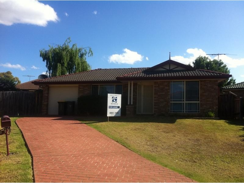 6 Benbow Close, Stanhope Gardens NSW 2768