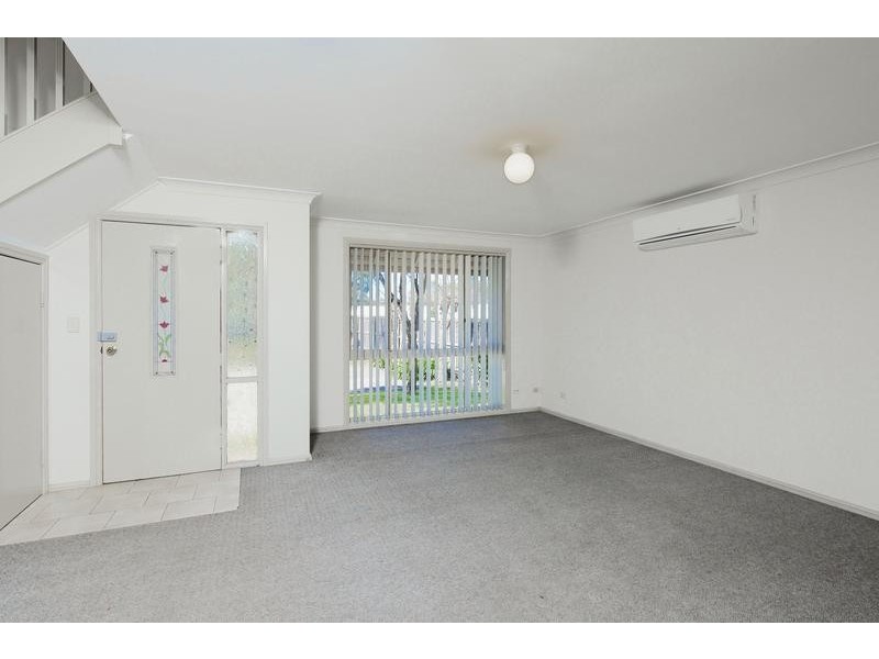 8/45 Farnham Road, Quakers Hill NSW 2763