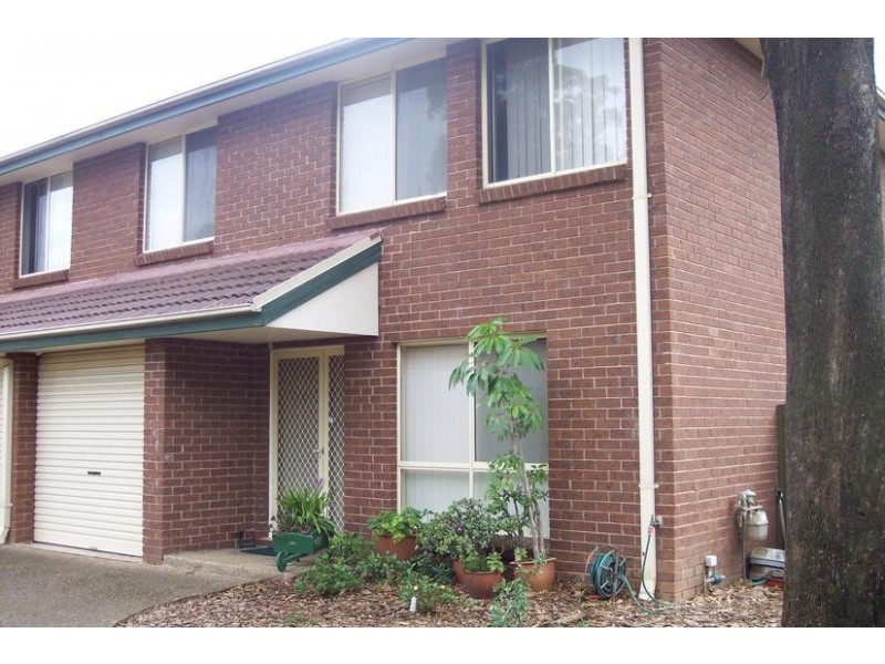2/22 Hillcrest Rd, Quakers Hill NSW 2763