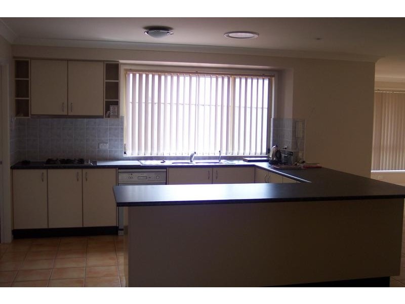 8 Coachman Cres, Kellyville Ridge NSW 2155