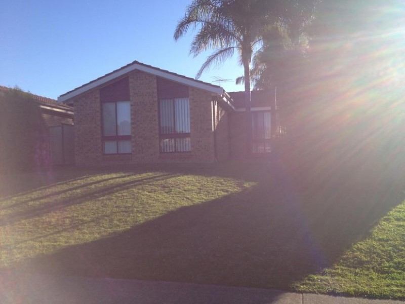 200 Farnham Rd, Quakers Hill NSW 2763