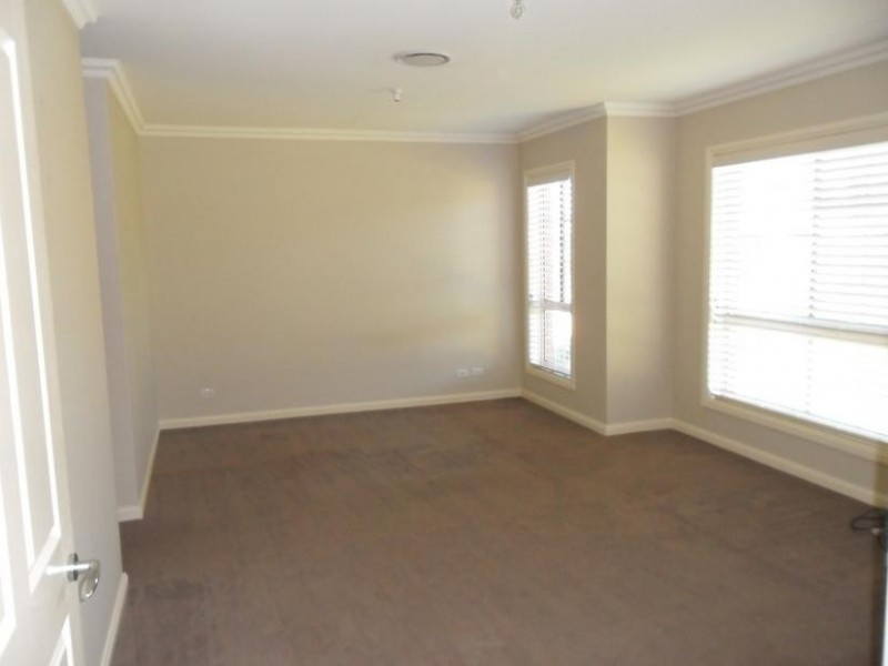 19 Rainford St, Stanhope Gardens NSW 2768