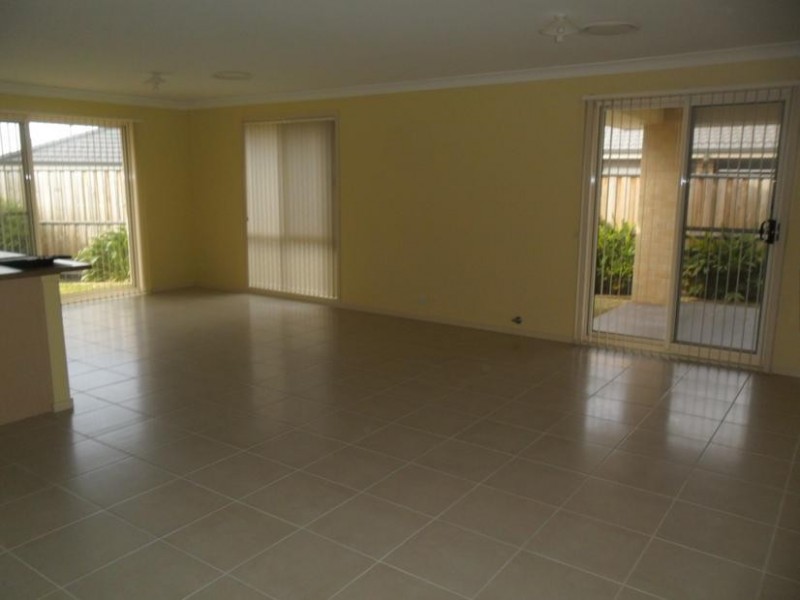 4 Copper St, The Ponds NSW 2769