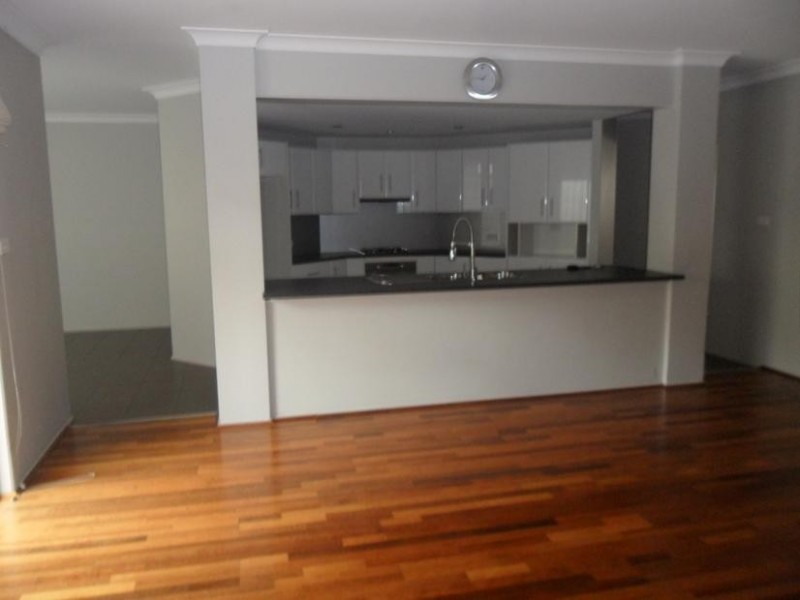 17 Kenford Cct, Stanhope Gardens NSW 2768