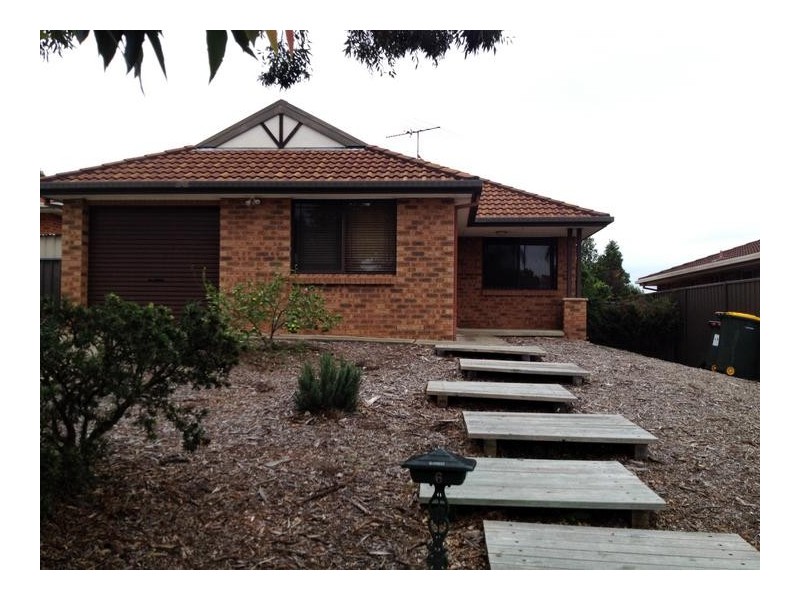 6 Potter St, Quakers Hill NSW 2763