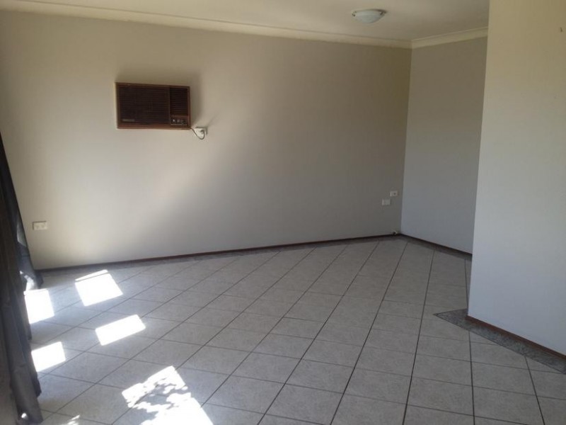 23 Cumming Cres, Quakers Hill NSW 2763