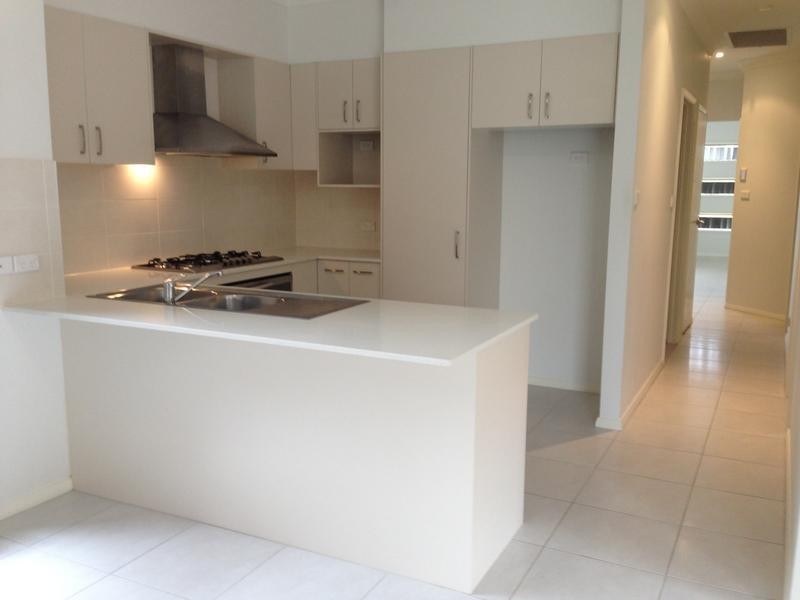 63 Pebble Crescent, The Ponds NSW 2769