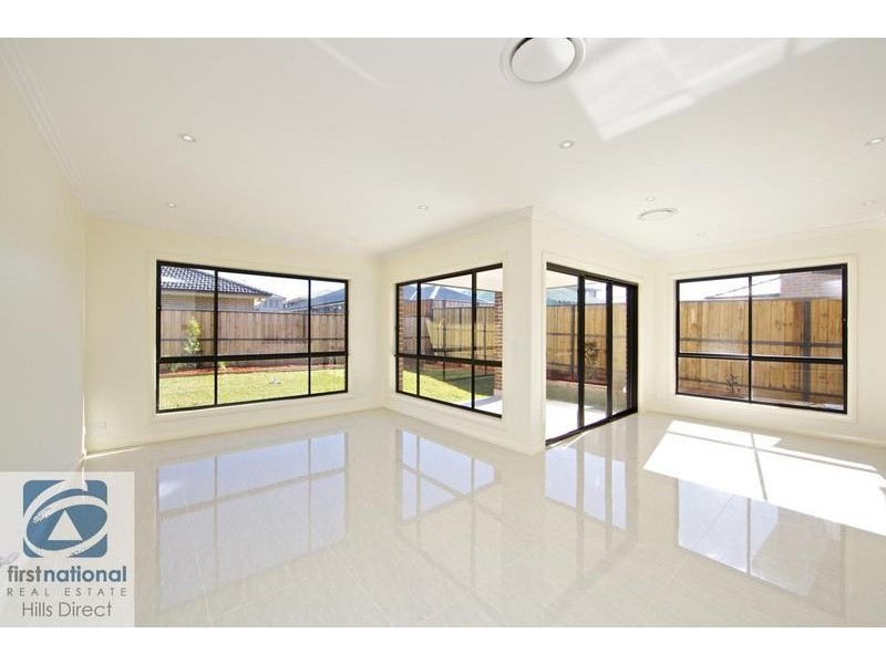 13 Waterfall Boulevard, The Ponds NSW 2769