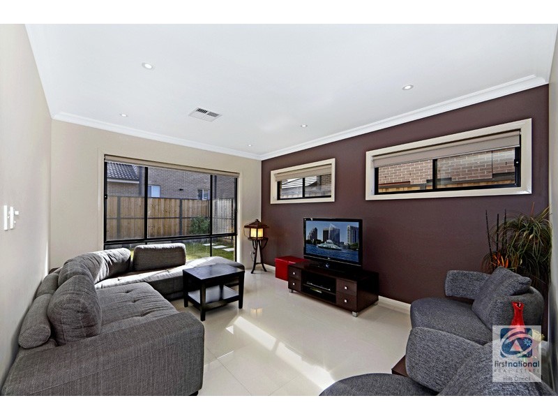 11 Waterfall Boulevard, The Ponds NSW 2769