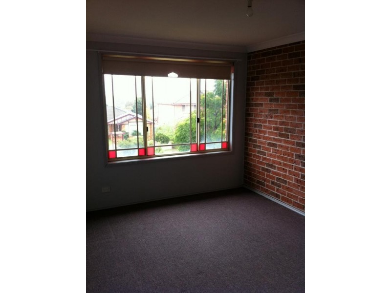 2/63 Barnier Drive, Quakers Hill NSW 2763