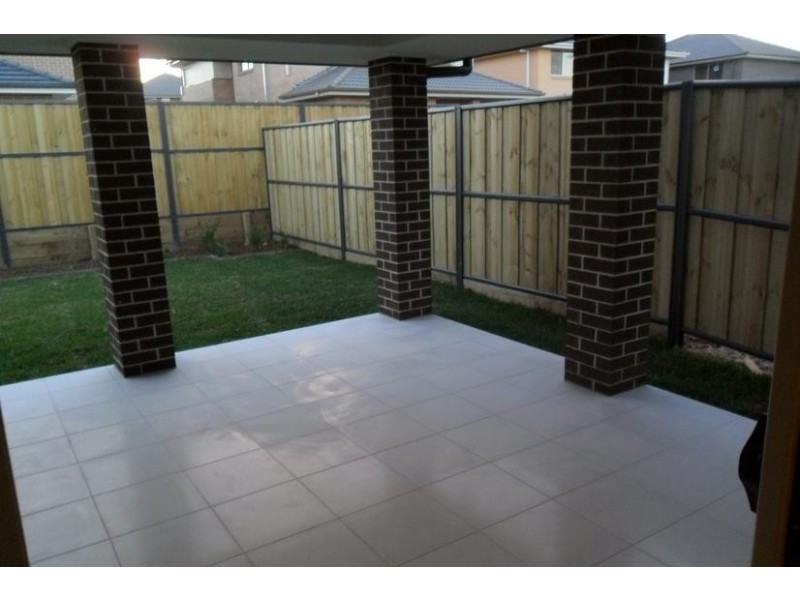 12 Turon Crescent, The Ponds NSW 2769