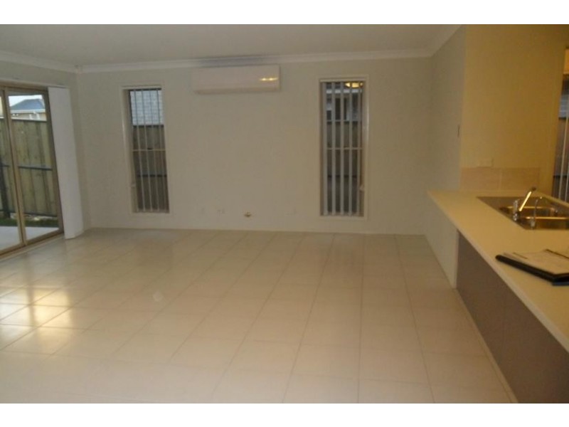 12 Turon Crescent, The Ponds NSW 2769