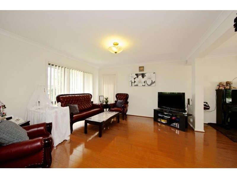 13 Helston Street, Stanhope Gardens NSW 2768