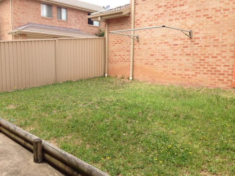2/30 Lalor Road, Quakers Hill NSW 2763