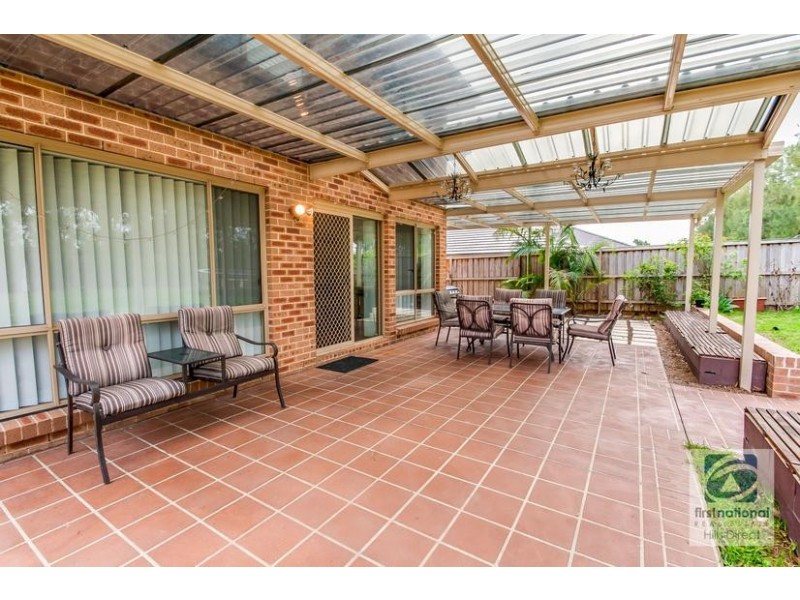 32 Roxburgh Crescent, Stanhope Gardens NSW 2768