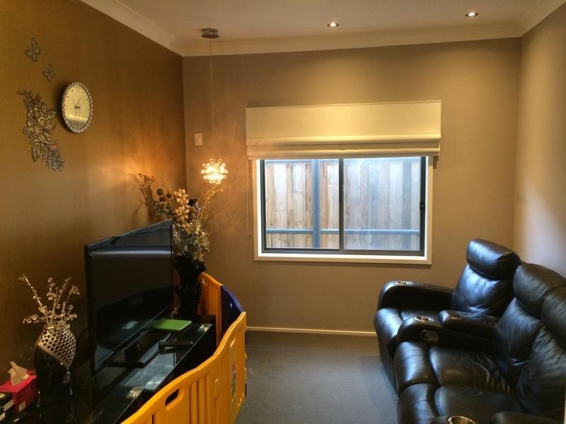 32 wakely Ave, The Ponds NSW 2769