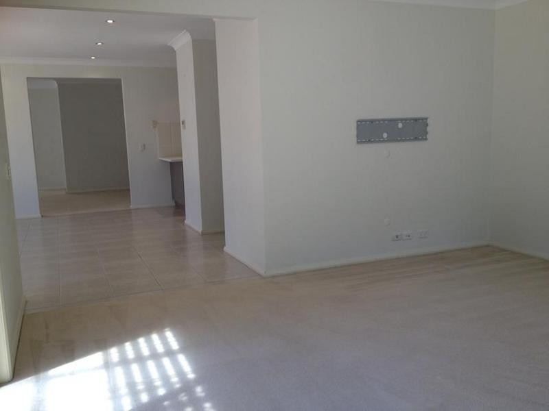 43 Kenford Circuit, Stanhope Gardens NSW 2768