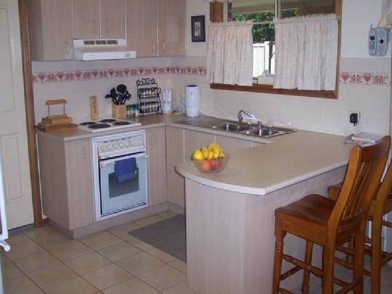 Manorhouse Blvd, Quakers Hill NSW 2763