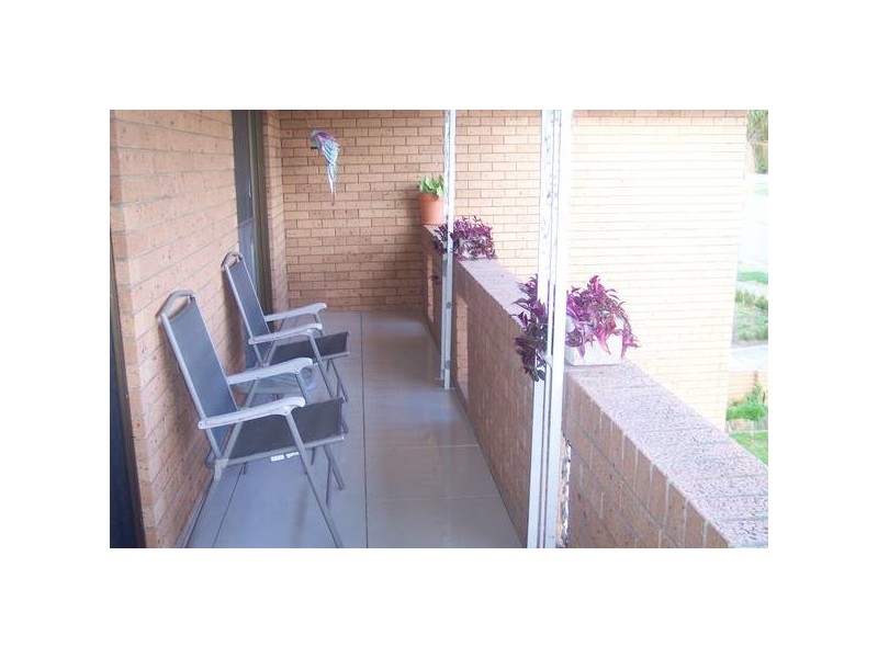 5 Chaplin Crescent, Quakers Hill NSW 2763