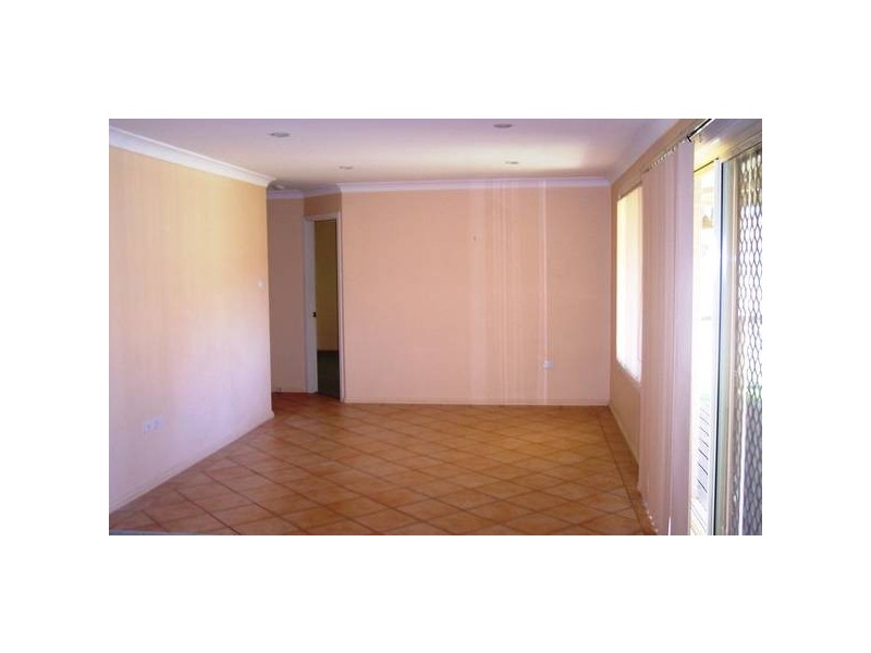 6 Kuta Place, Quakers Hill NSW 2763