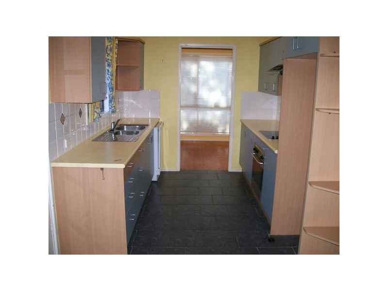 97 Tallagandra Drive, Quakers Hill NSW 2763