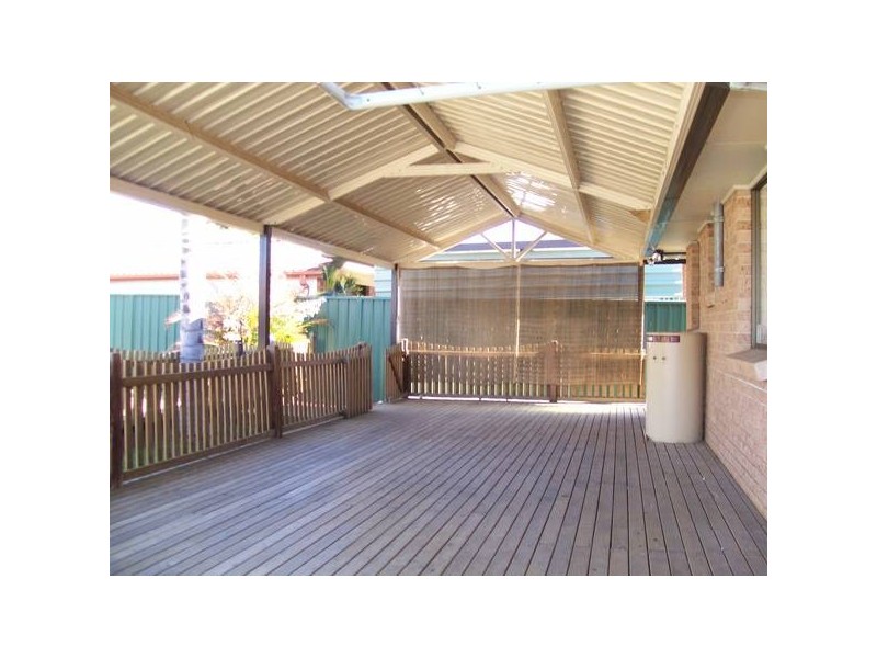 97 Tallagandra Drive, Quakers Hill NSW 2763