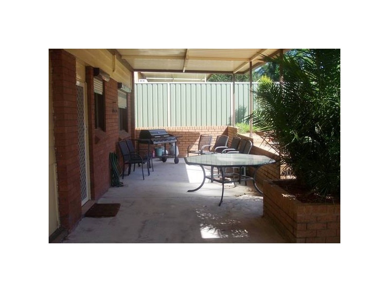 48 Warrimoo Drive, Quakers Hill NSW 2763