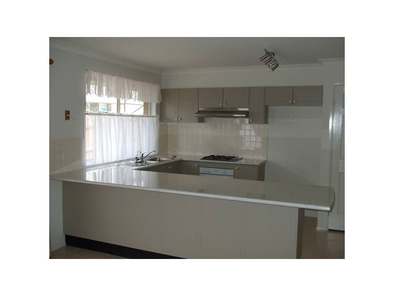 15 FAIRWAY STREET, Parklea NSW 2768