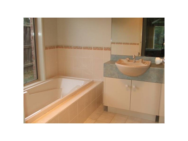 16 Holbrook Court, Stanhope Gardens NSW 2768