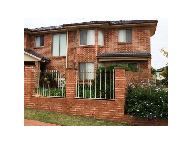 1/18 Edwin Place, Glenwood NSW 2768