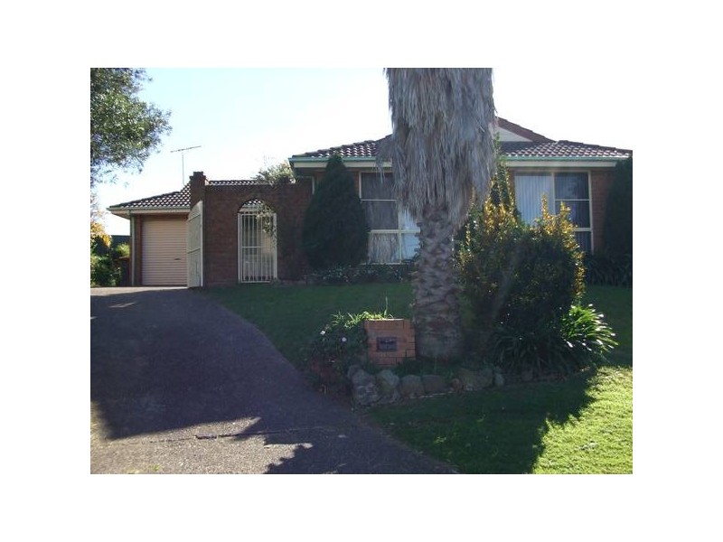 11 KASHMIR AVENUE, Quakers Hill NSW 2763