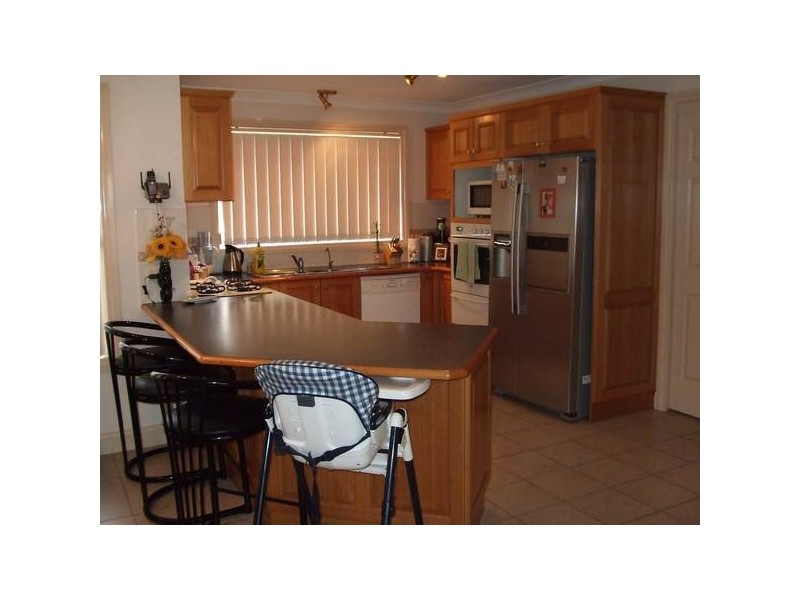 1 DUNGARA CRES, Stanhope Gardens NSW 2768