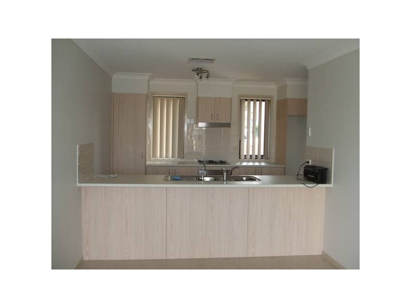 2 Candlenut Grove, Parklea NSW 2768