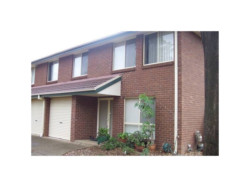 2/22 HILLCREST ROAD, Quakers Hill NSW 2763