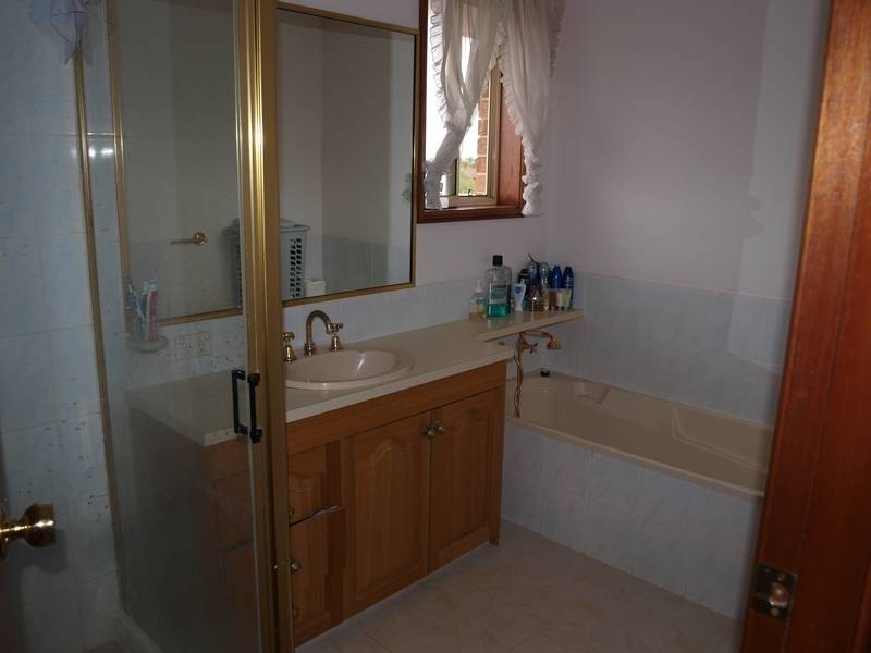 9 Monarch Place, Quakers Hill NSW 2763