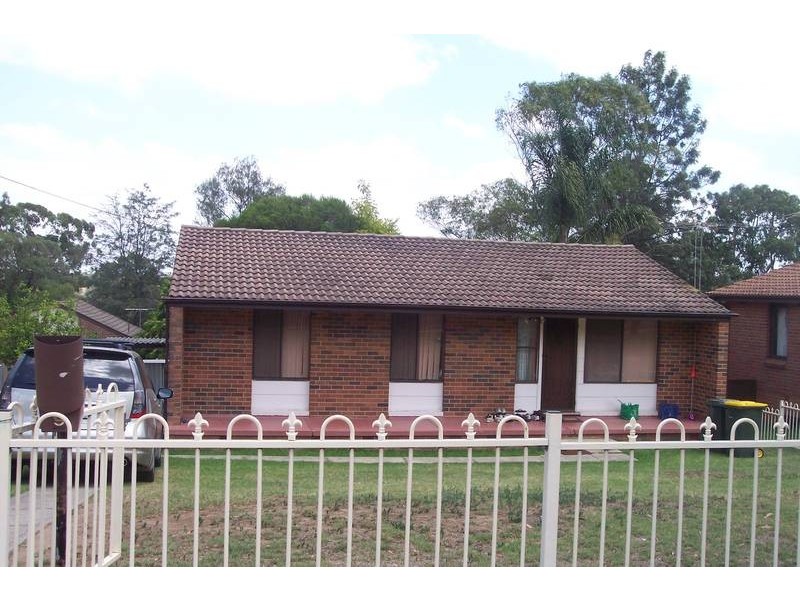 9 Nyngan Street, Quakers Hill NSW 2763