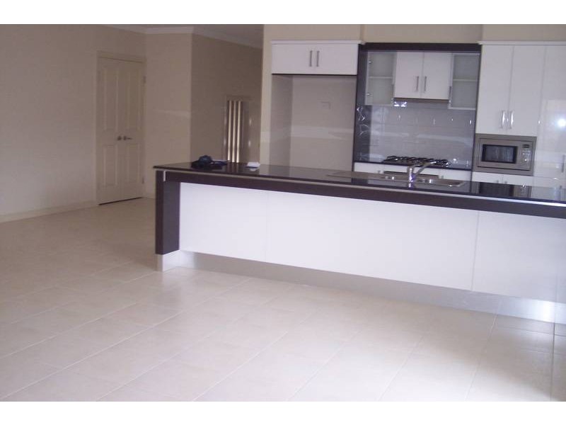 16 Bowdon Street, Stanhope Gardens NSW 2768