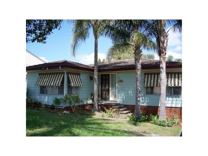 12 Acacia
Ave, Raymond Terrace NSW 2324