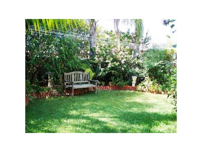 12 Acacia
Ave, Raymond Terrace NSW 2324