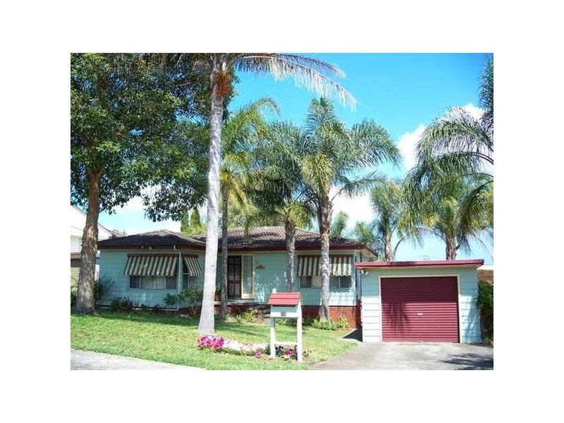 12 Acacia
Ave, Raymond Terrace NSW 2324