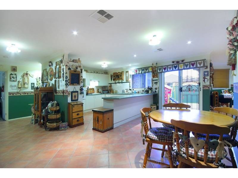 1 Winna Place, Glenmore Park NSW 2745
